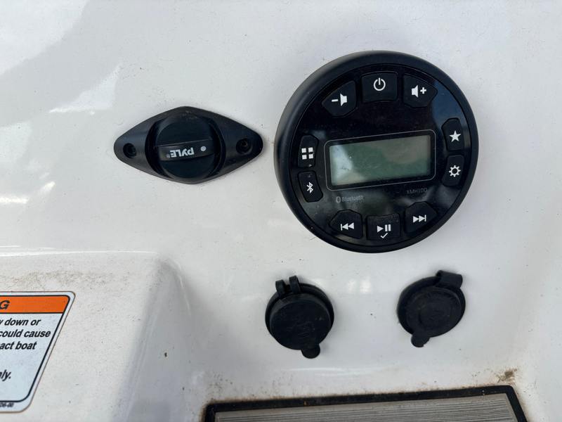 Boat Image 17