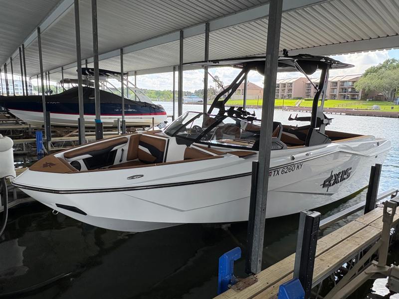 Boat Image 14