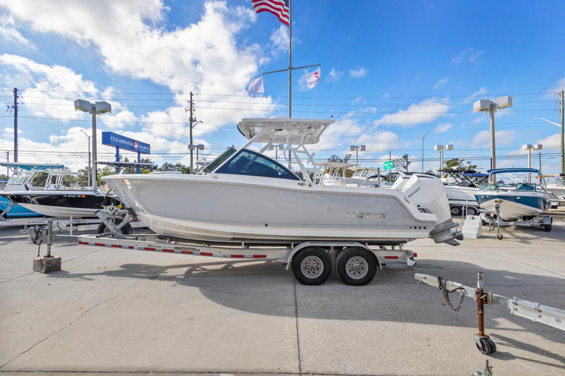 2023 Blackfin 252 DC