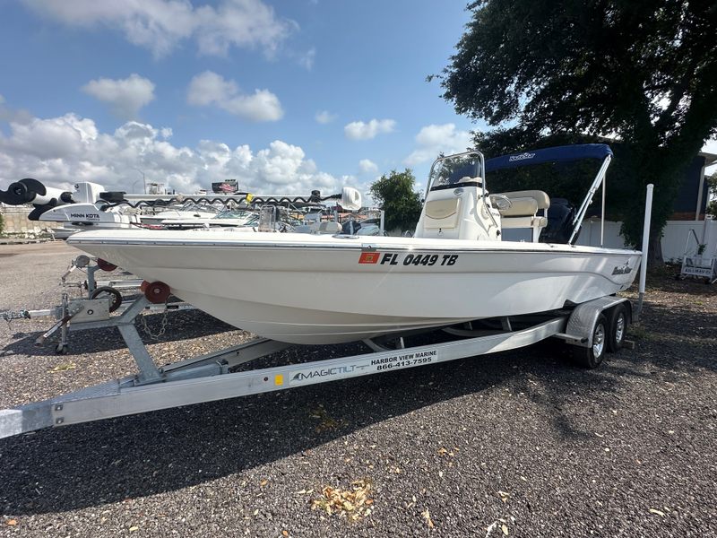 2021 Nauticstar 227 XTS