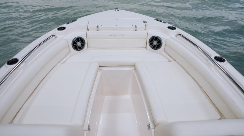 Boat Image 9