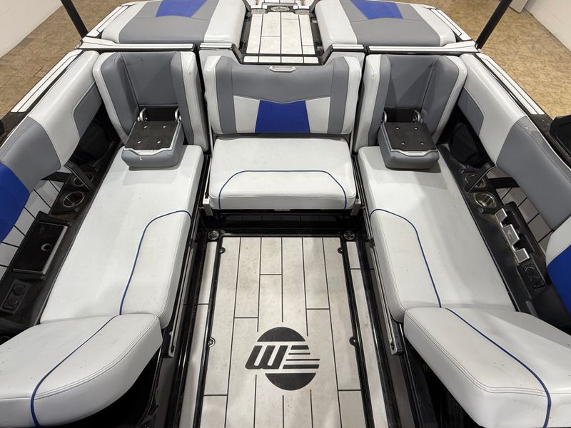 Boat Image 17