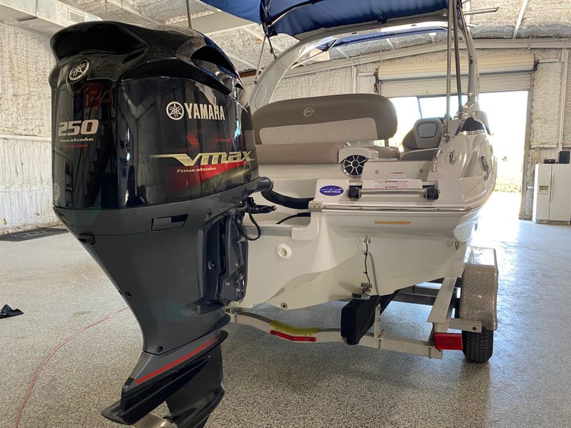 Boat Image 9